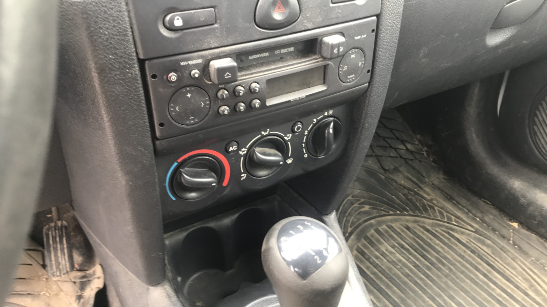Image RENAULT CLIO 2