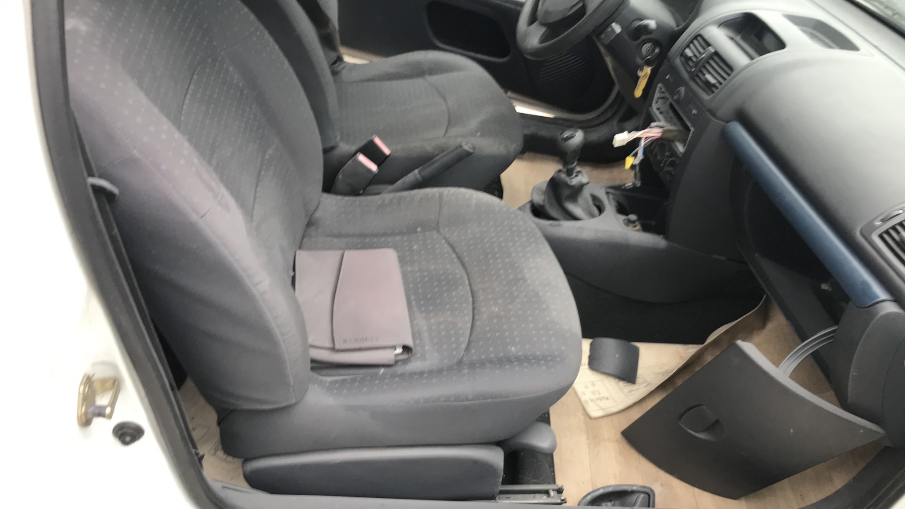 Image RENAULT CLIO 2