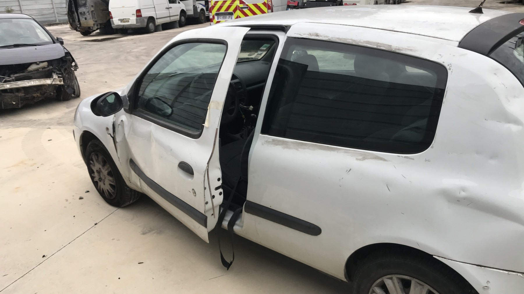 Image RENAULT CLIO 2