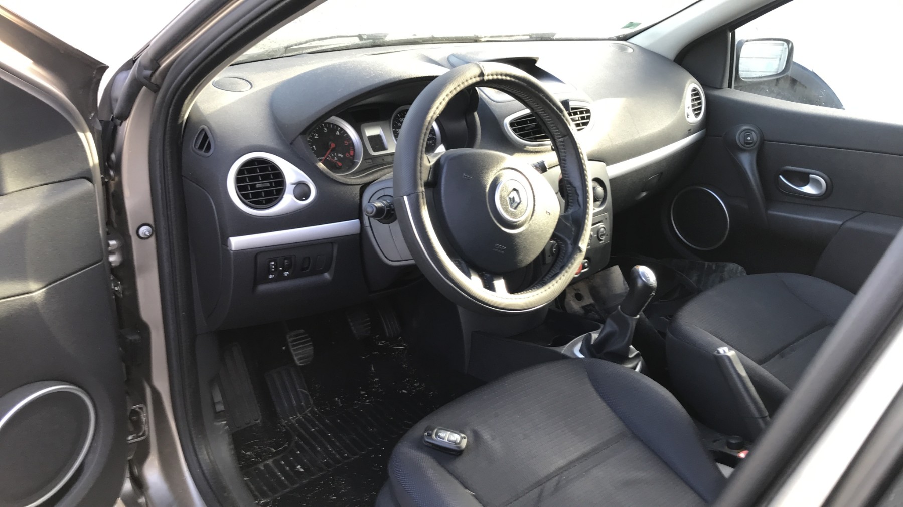 Image RENAULT CLIO 3