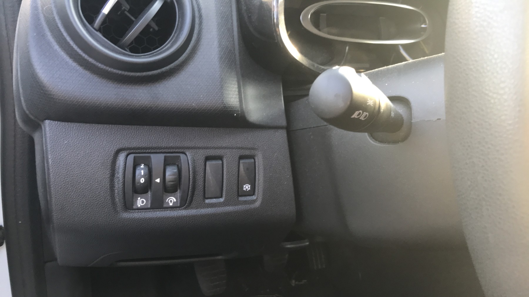 Image RENAULT CLIO 4