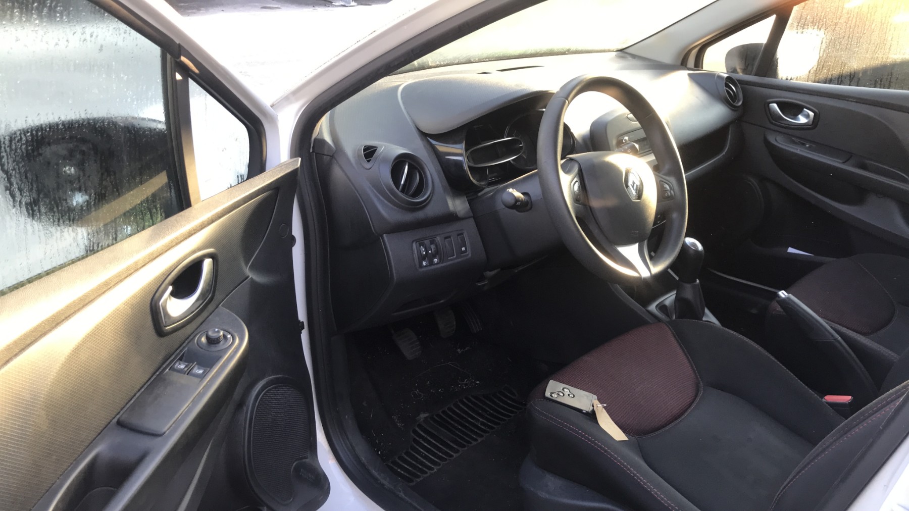 Image RENAULT CLIO 4