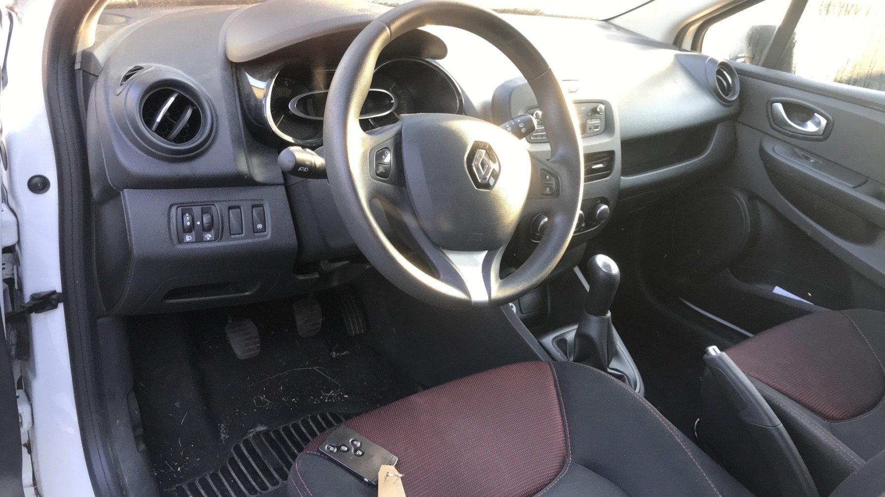Image RENAULT CLIO 4