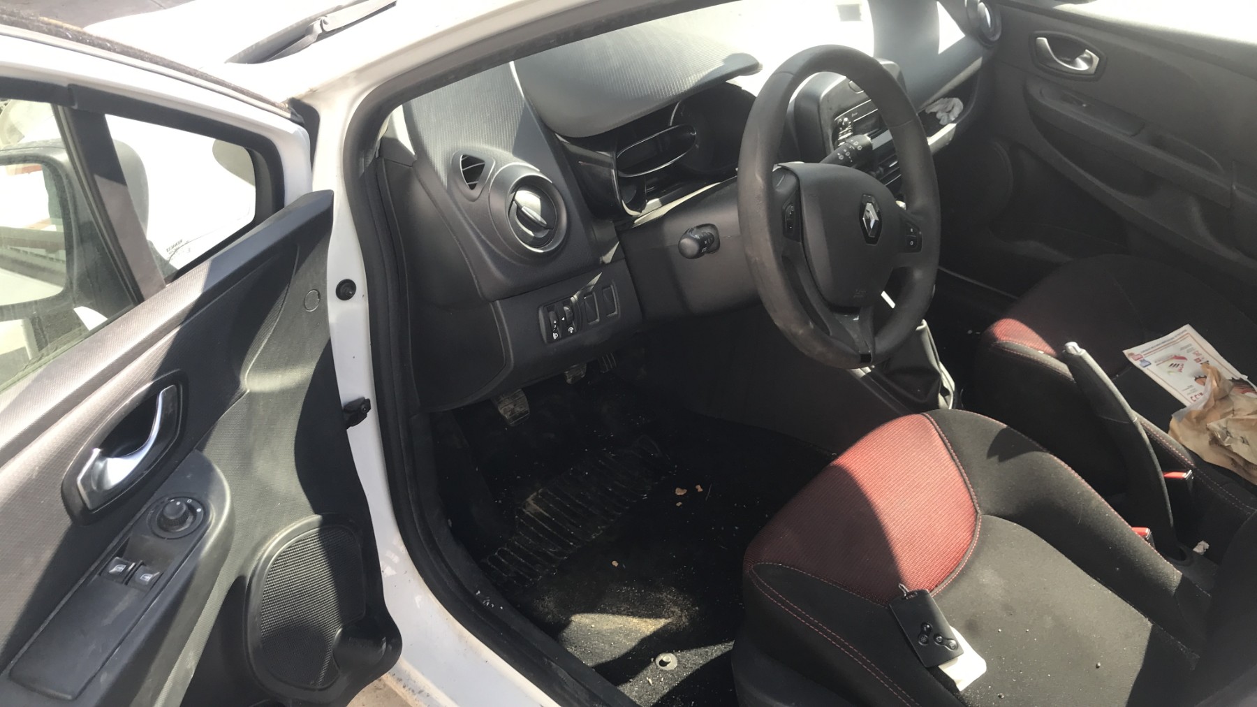 Image RENAULT CLIO 4