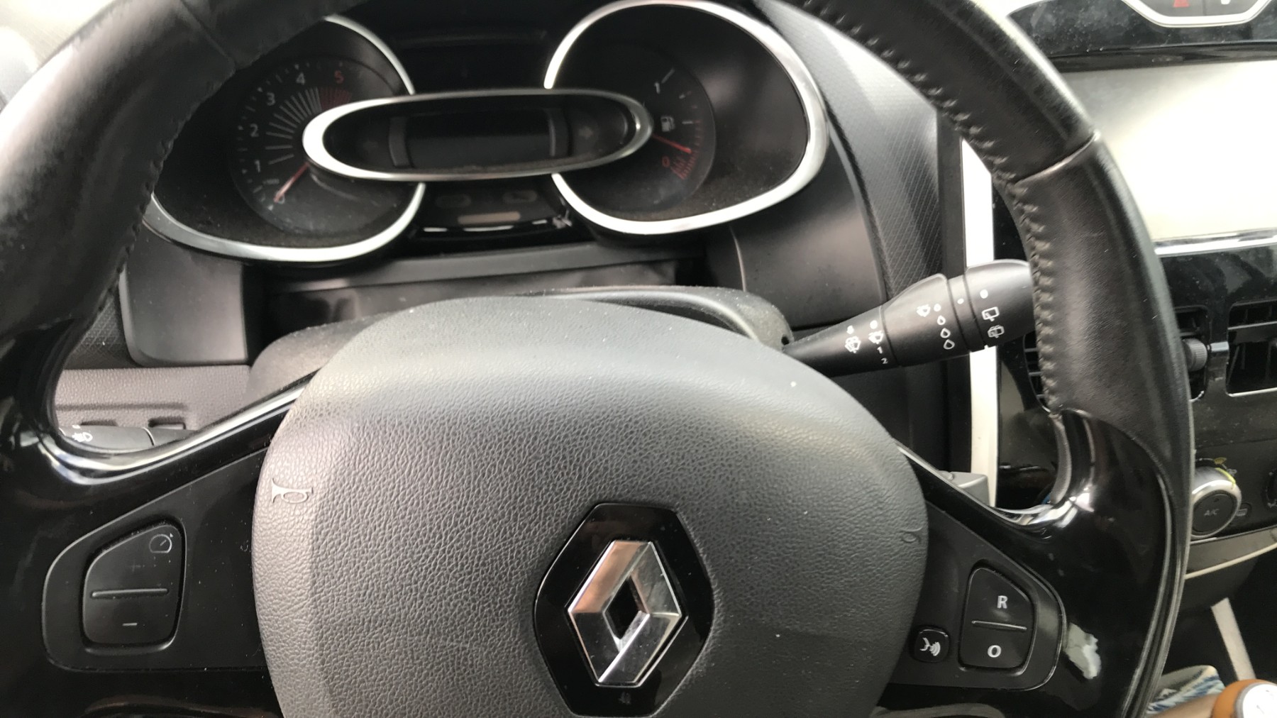 Image RENAULT CLIO 4