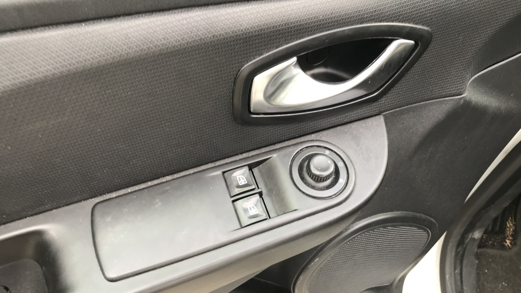 Image RENAULT CLIO 4