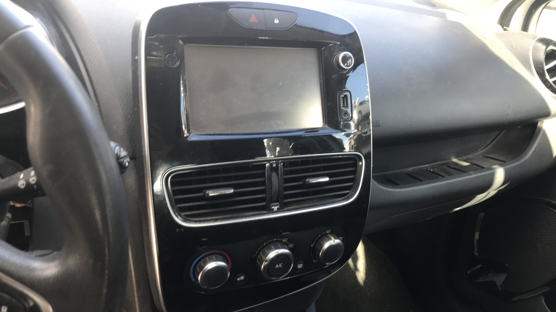 Image RENAULT CLIO 4