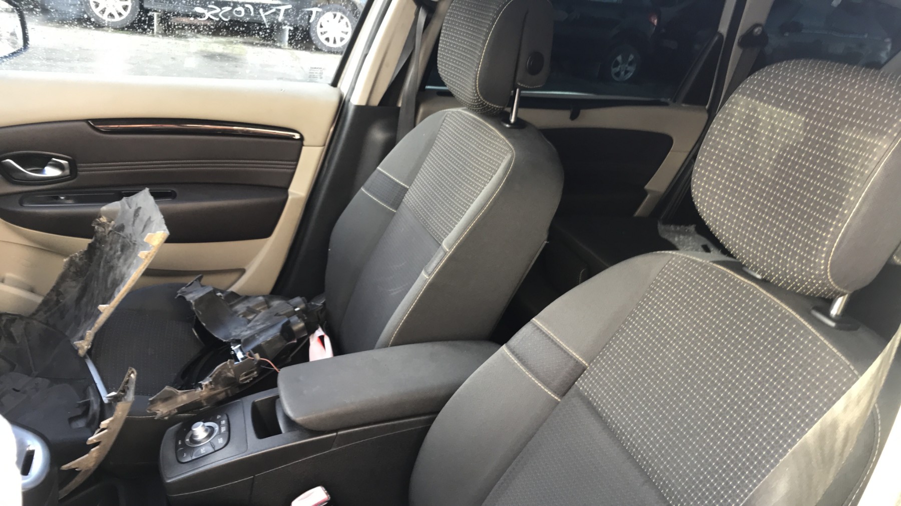 Image RENAULT GRAND SCENIC 3