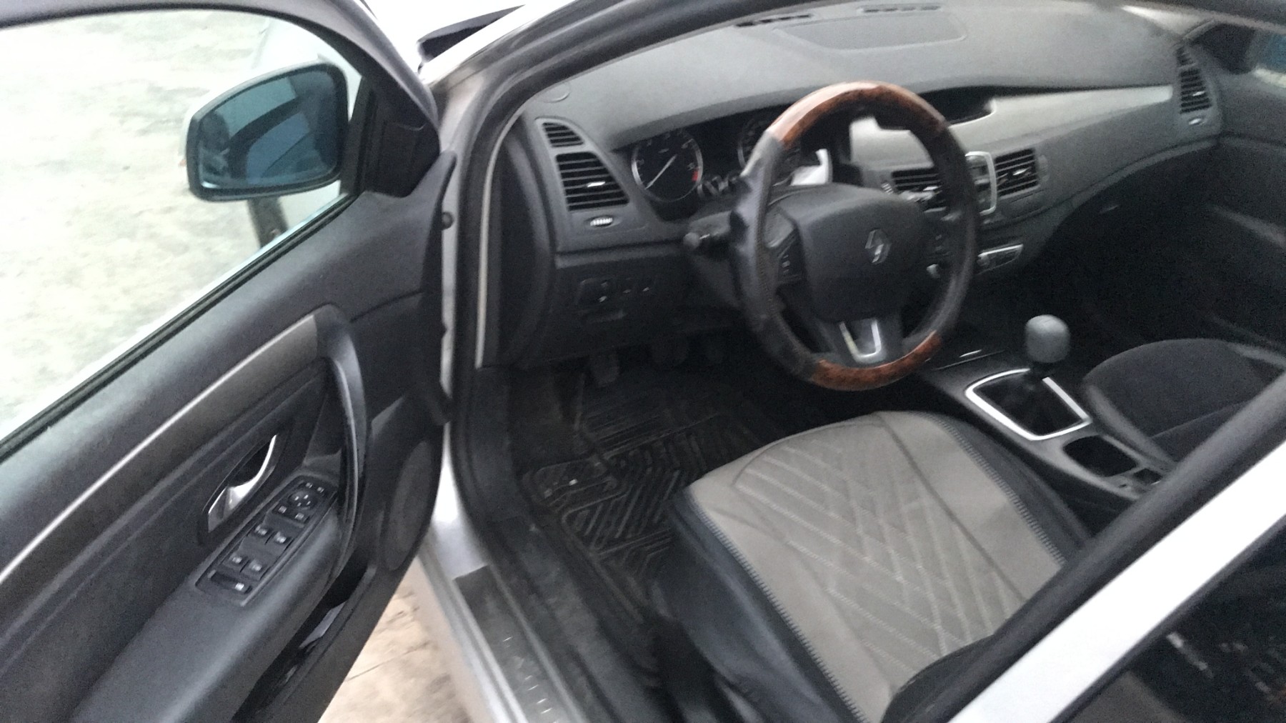 Image RENAULT LAGUNA 3