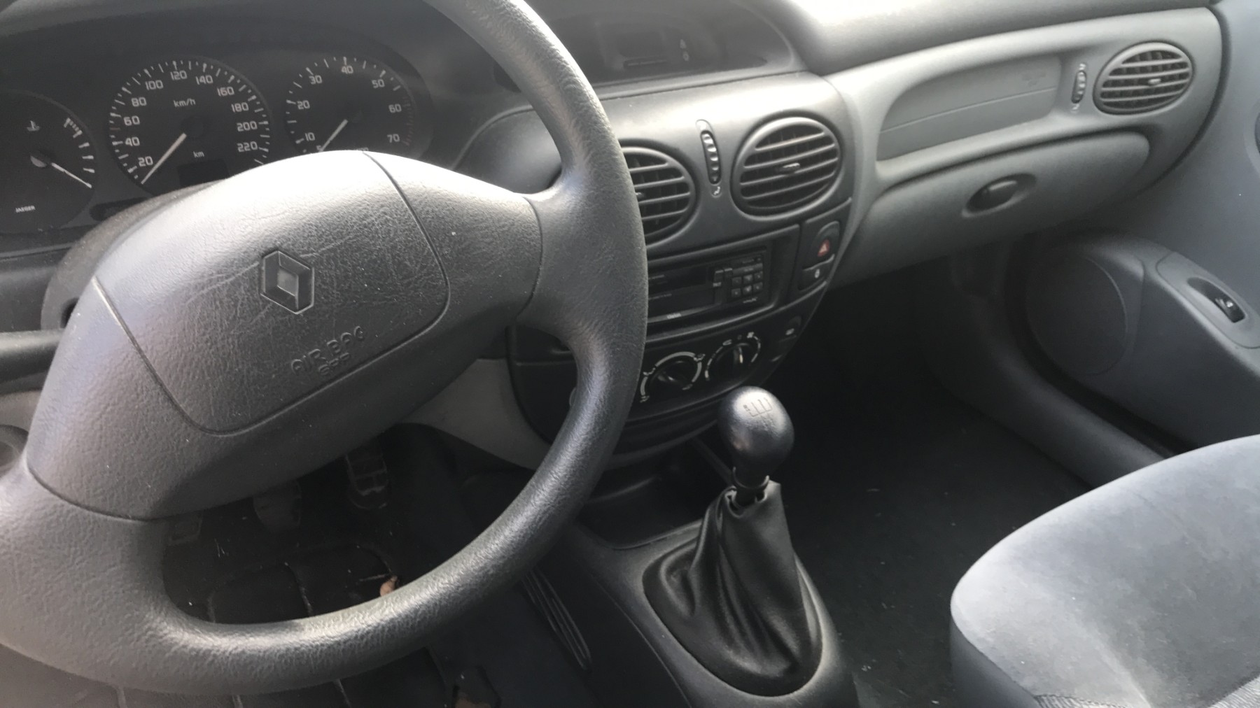 Image RENAULT MEGANE 1
