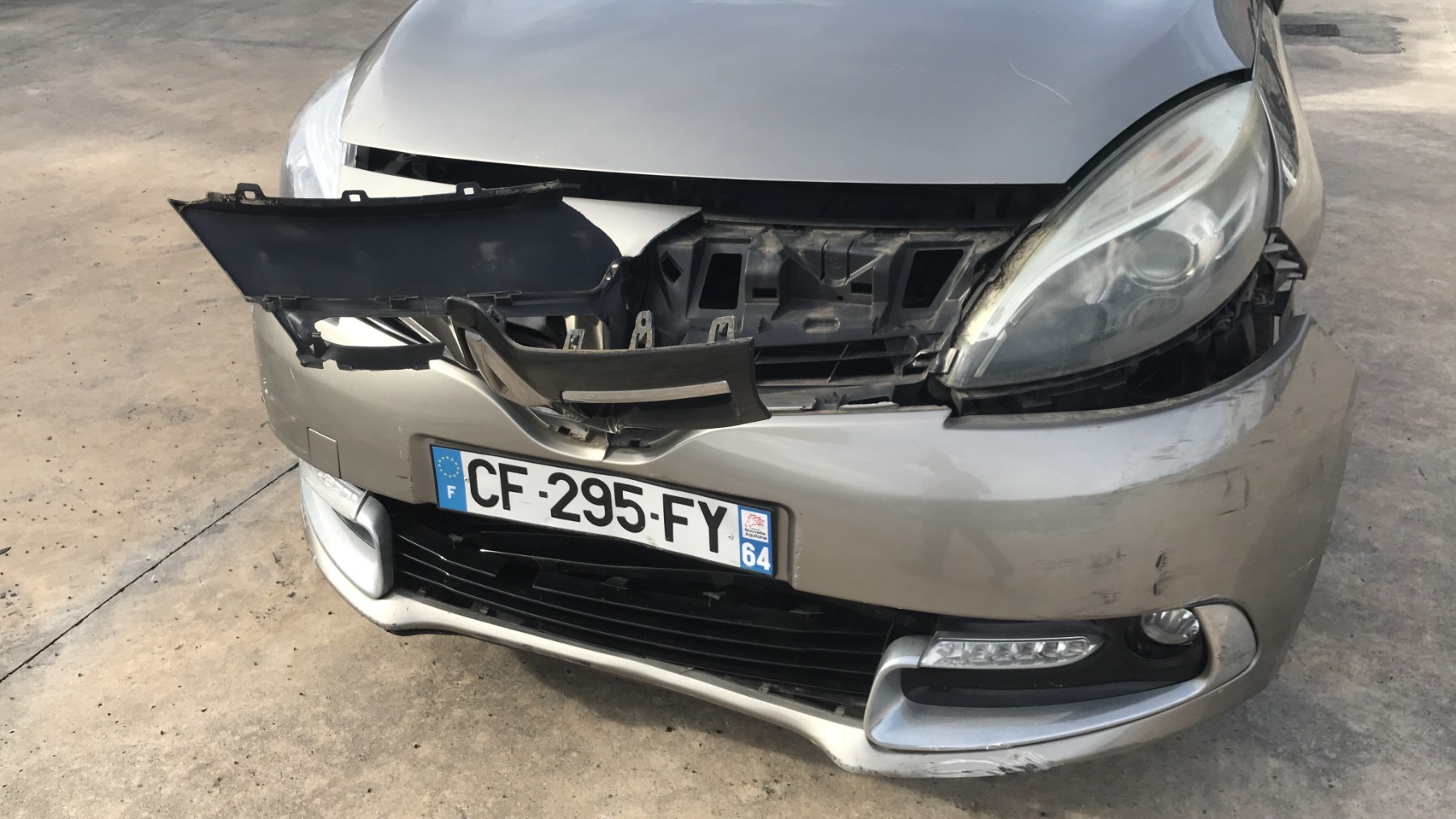 Image RENAULT SCENIC 3