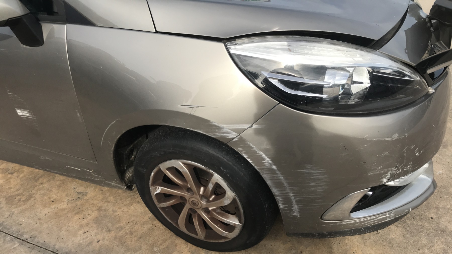 Image RENAULT SCENIC 3