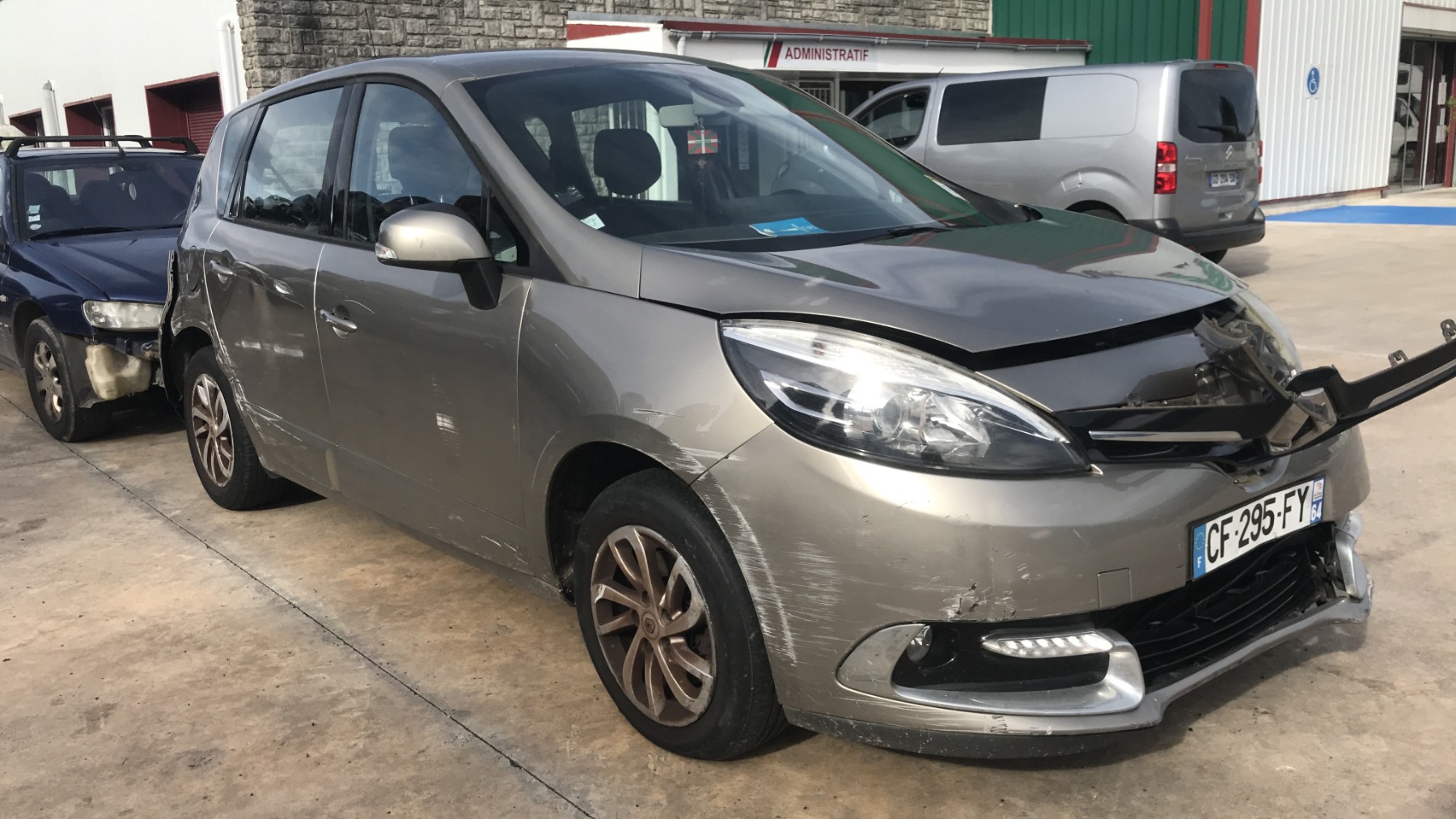 Image RENAULT SCENIC 3