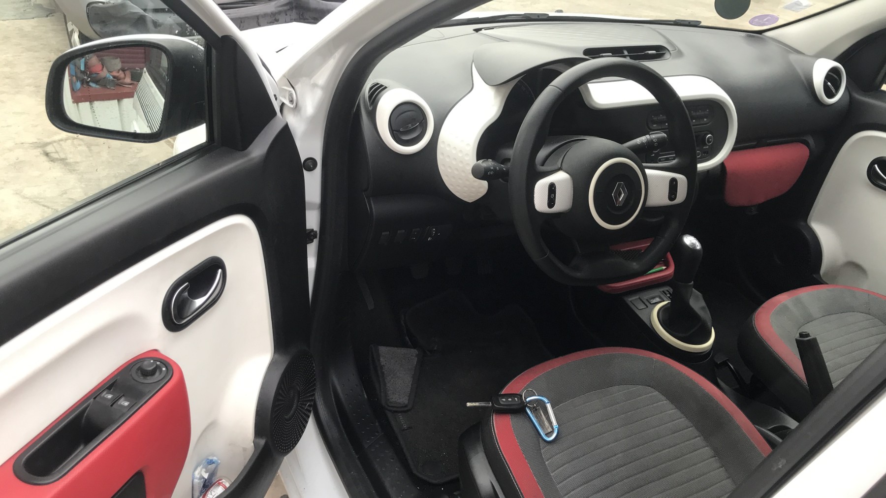 Image RENAULT TWINGO 3