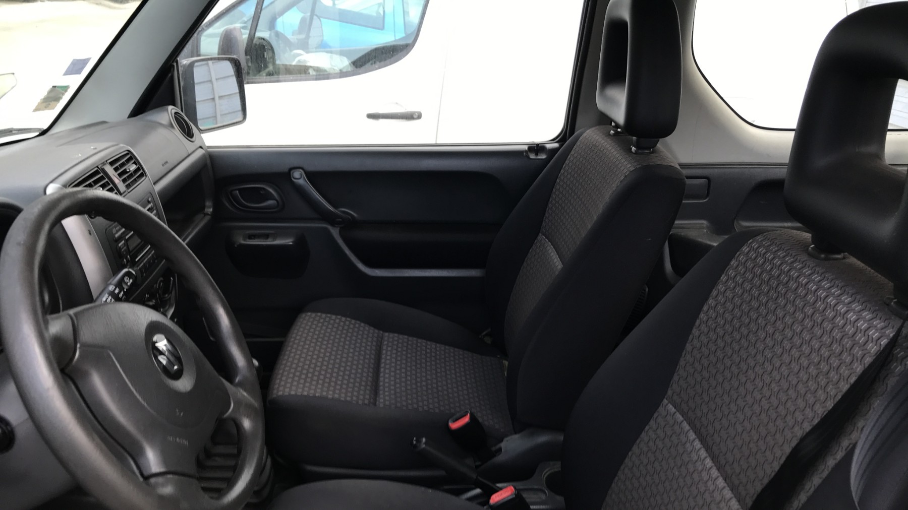 Image SUZUKI JIMNY 1