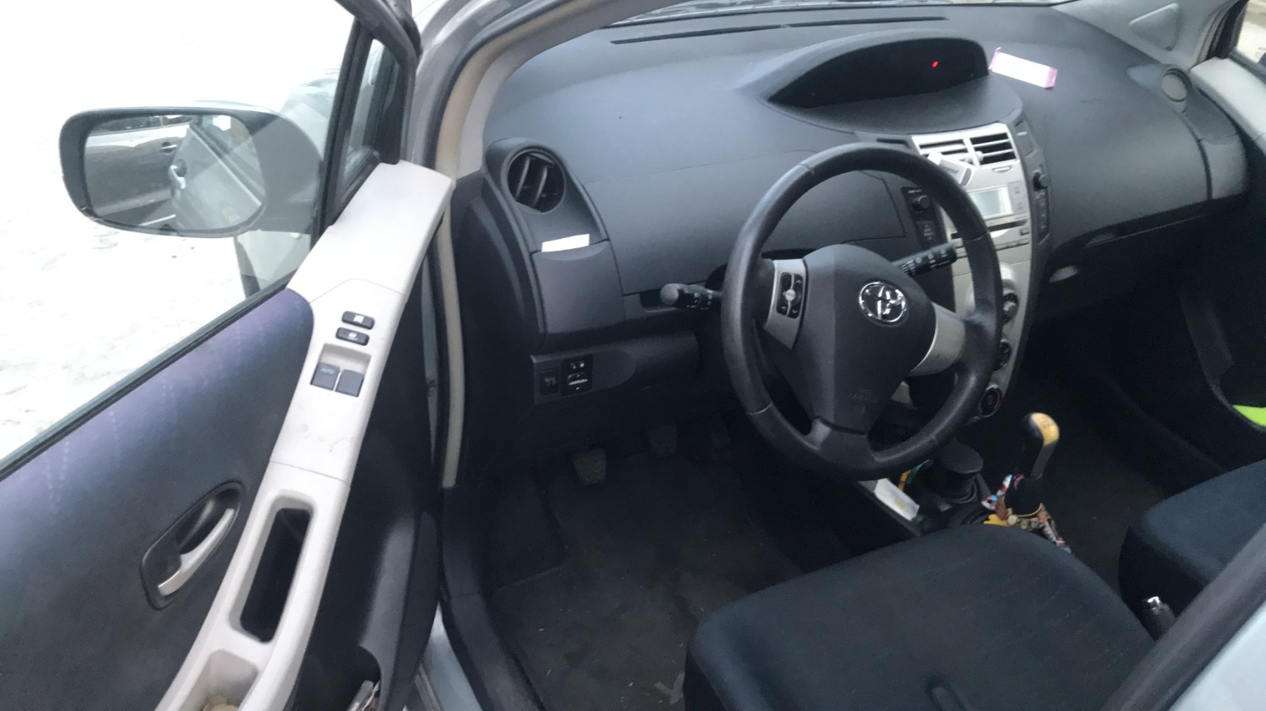 Image TOYOTA YARIS 2