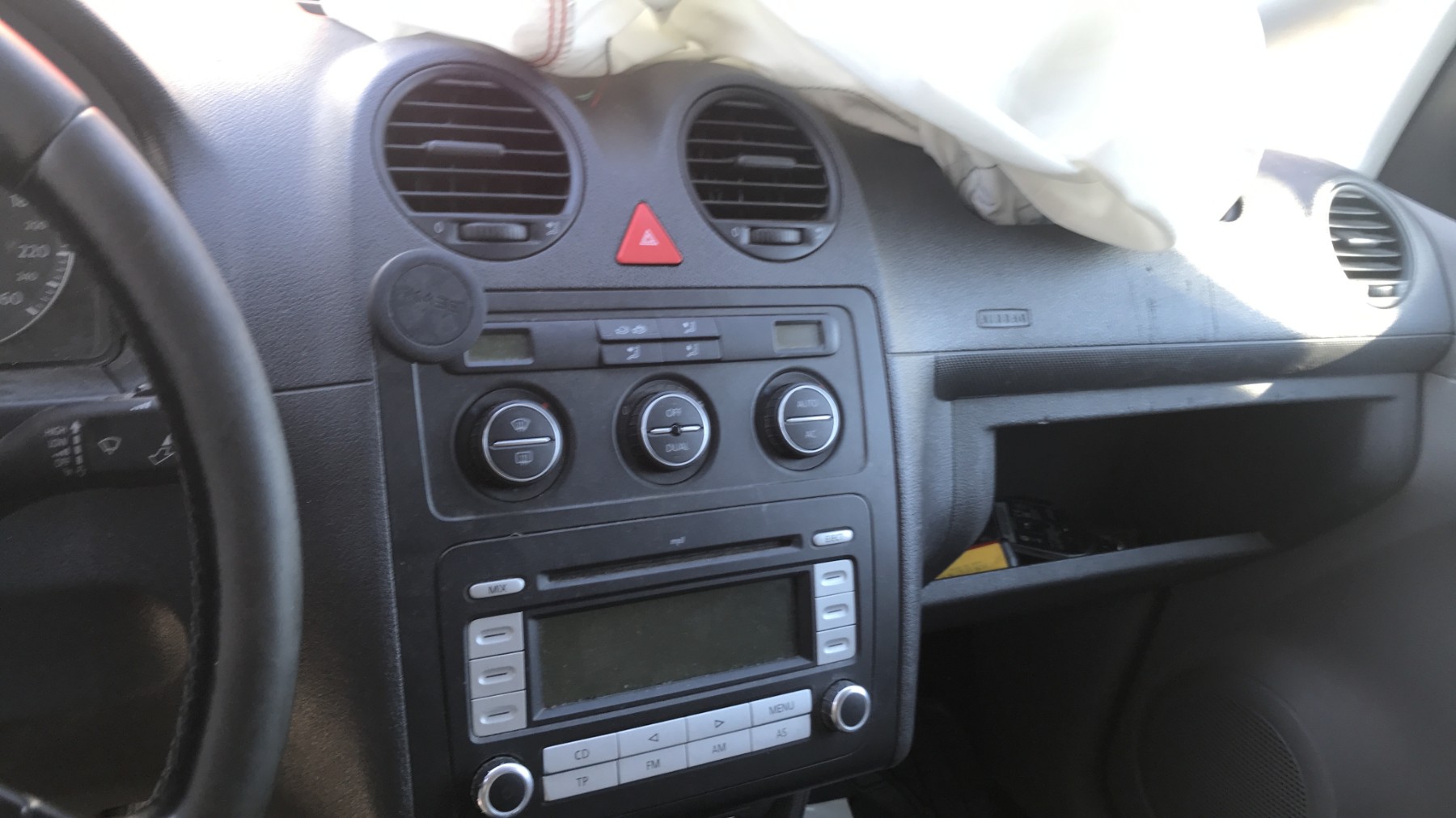 Image VOLKSWAGEN CADDY 3