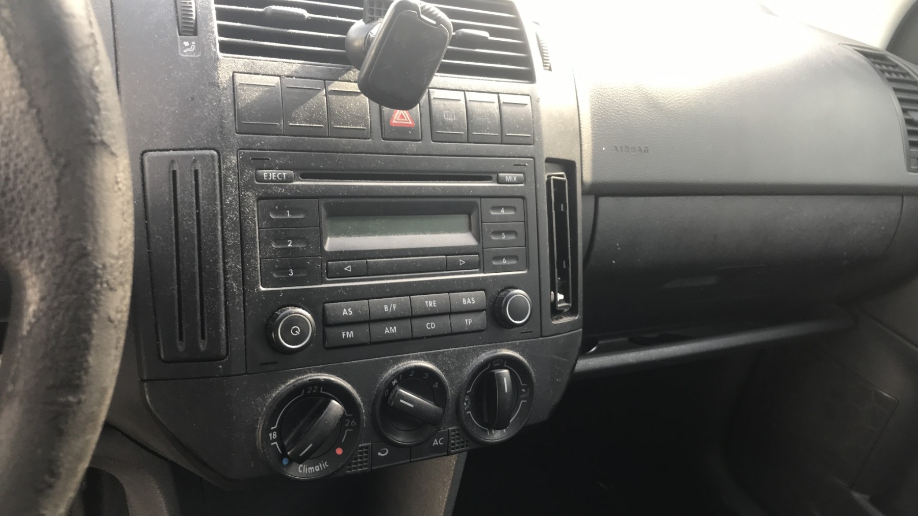 Image VOLKSWAGEN POLO 4