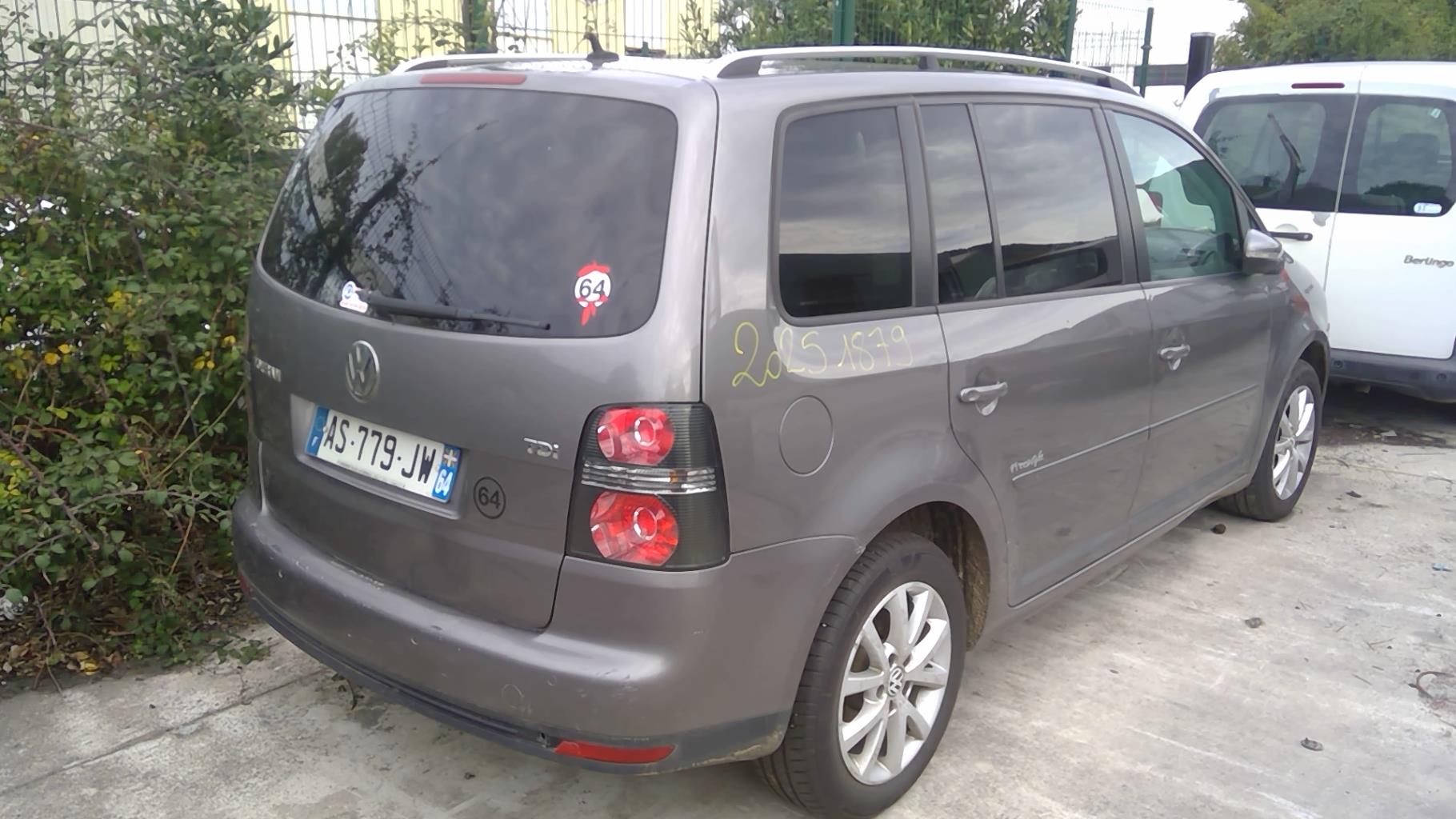 Image VOLKSWAGEN TOURAN 1