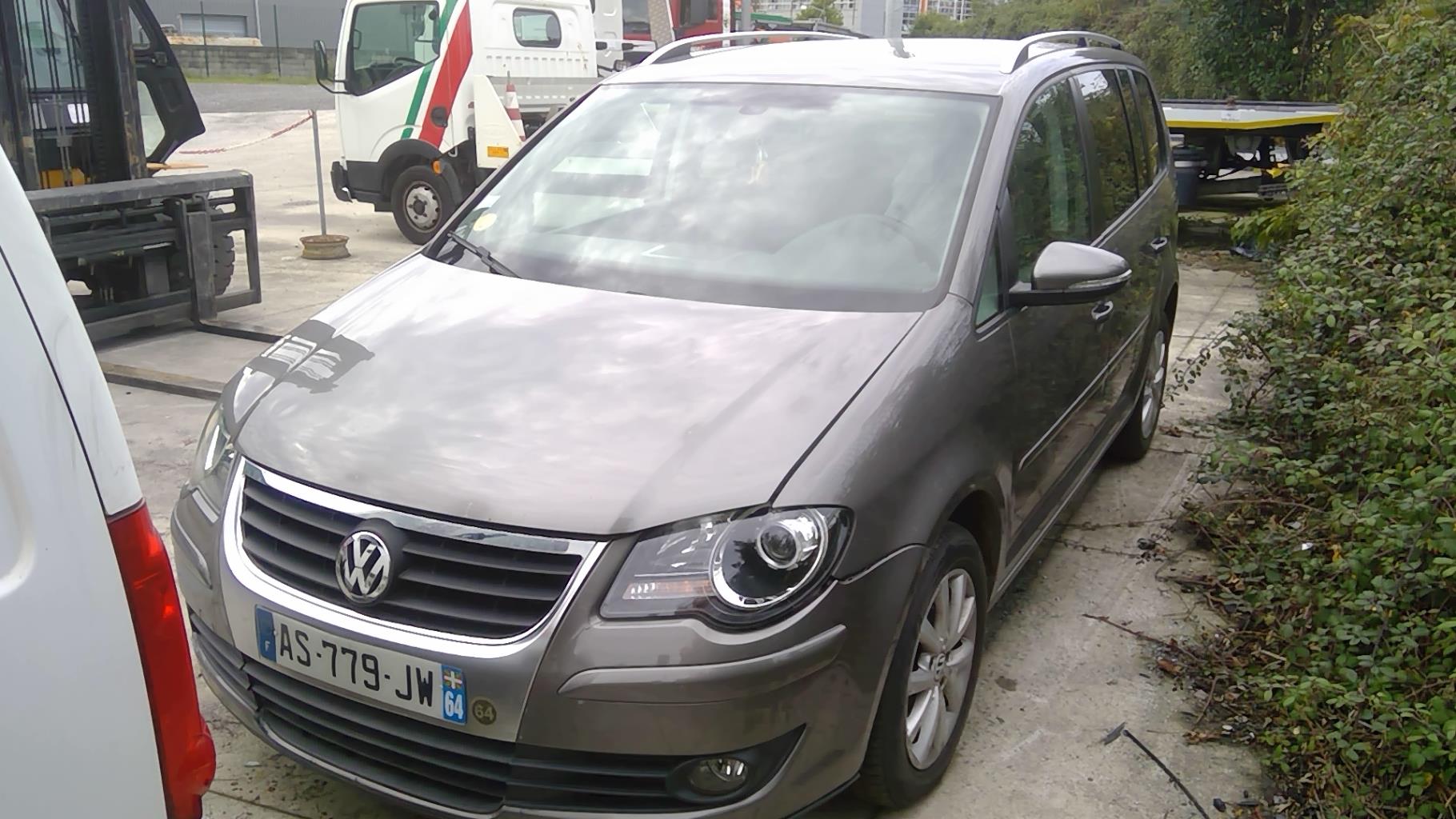 Image VOLKSWAGEN TOURAN 1