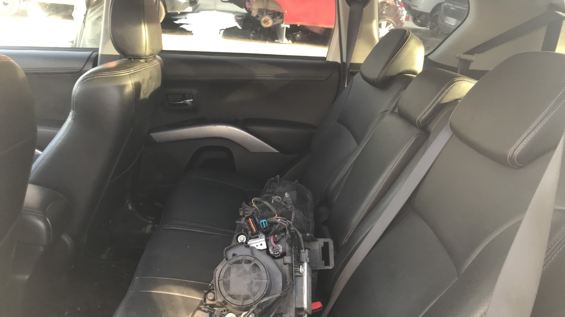 Image MITSUBISHI OUTLANDER 2