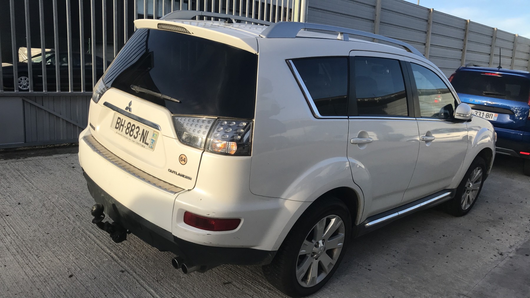 Image MITSUBISHI OUTLANDER 2