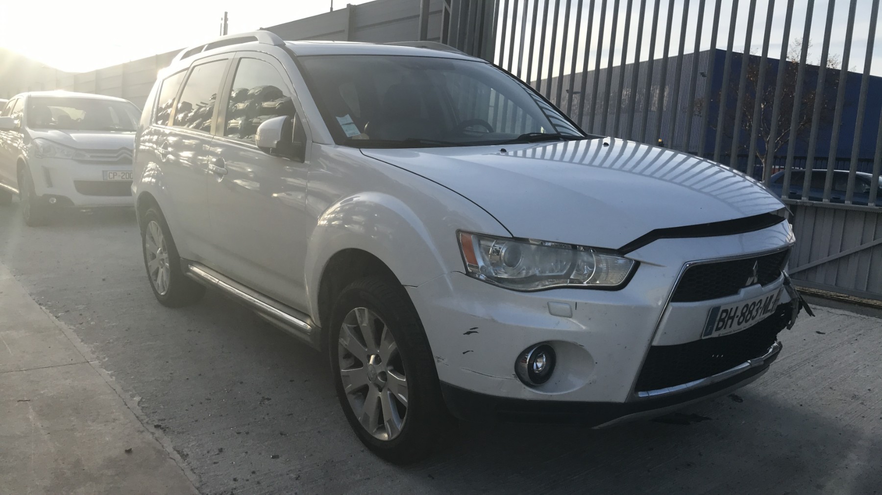 Image MITSUBISHI OUTLANDER 2