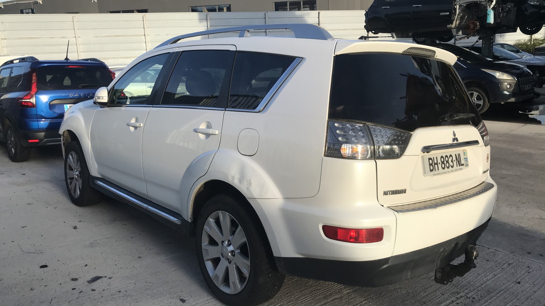 Image MITSUBISHI OUTLANDER 2