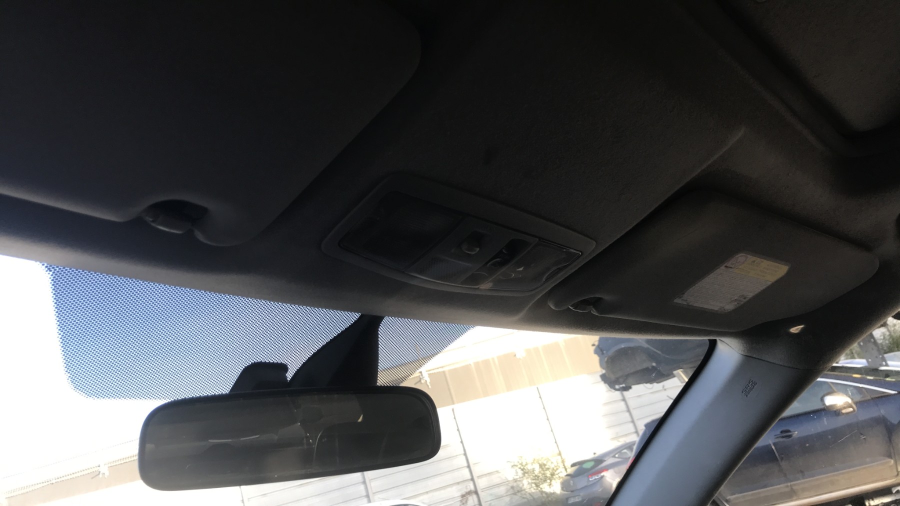 Image MITSUBISHI OUTLANDER 2