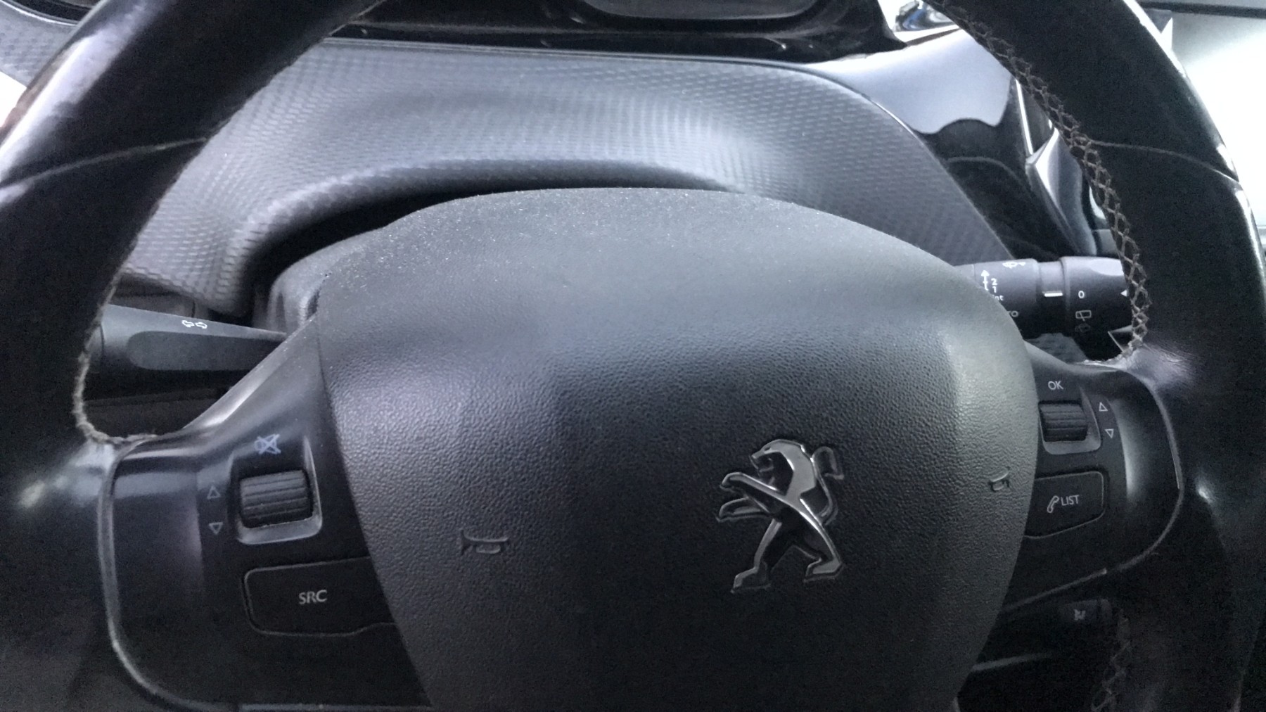 Image PEUGEOT 2008 1