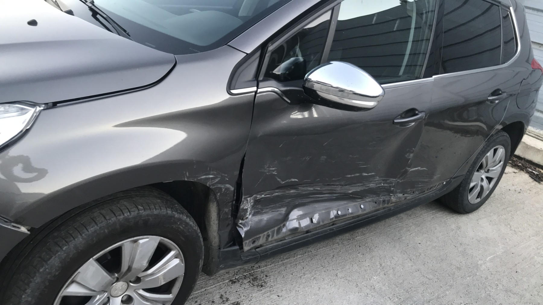 Image PEUGEOT 2008 1