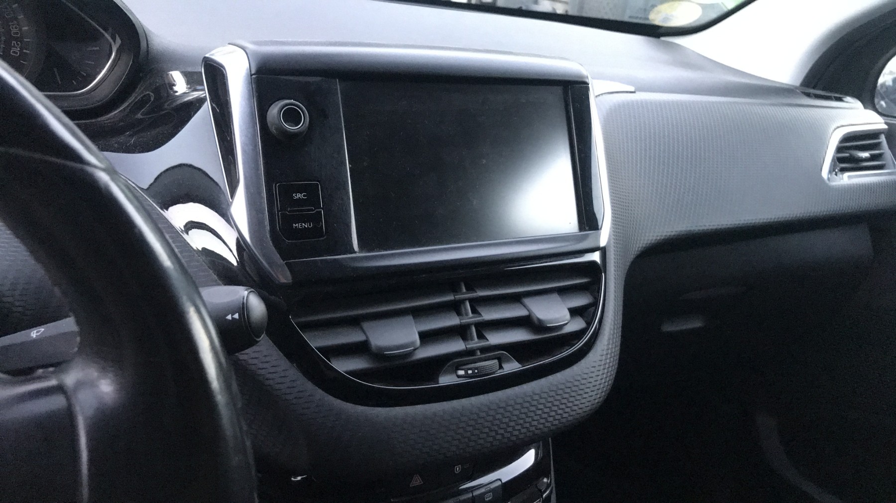 Image PEUGEOT 2008 1