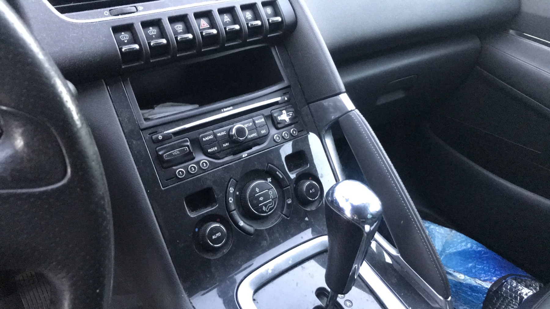 Image PEUGEOT 3008 1