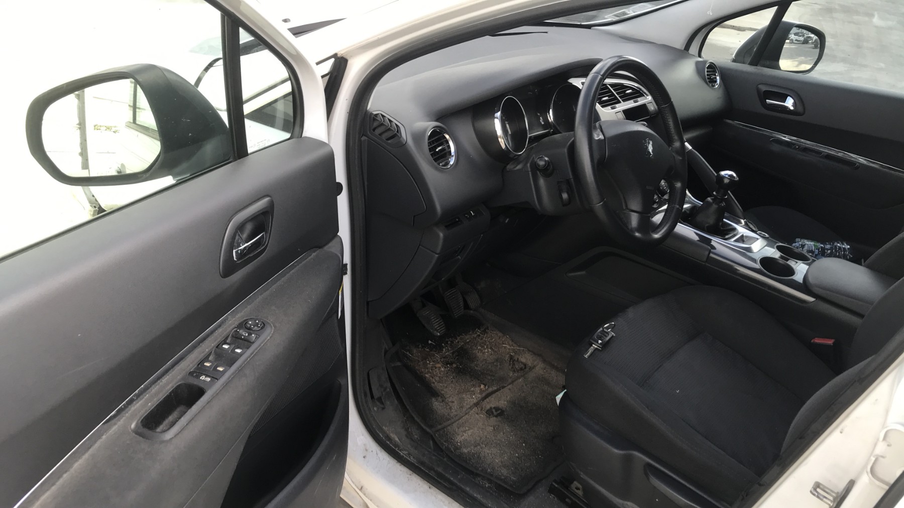 Image PEUGEOT 3008 1