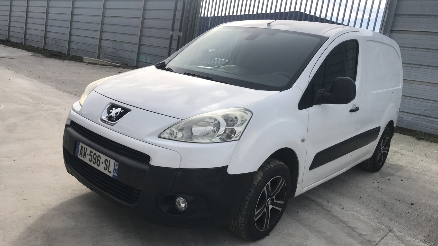 Image PEUGEOT PARTNER 2