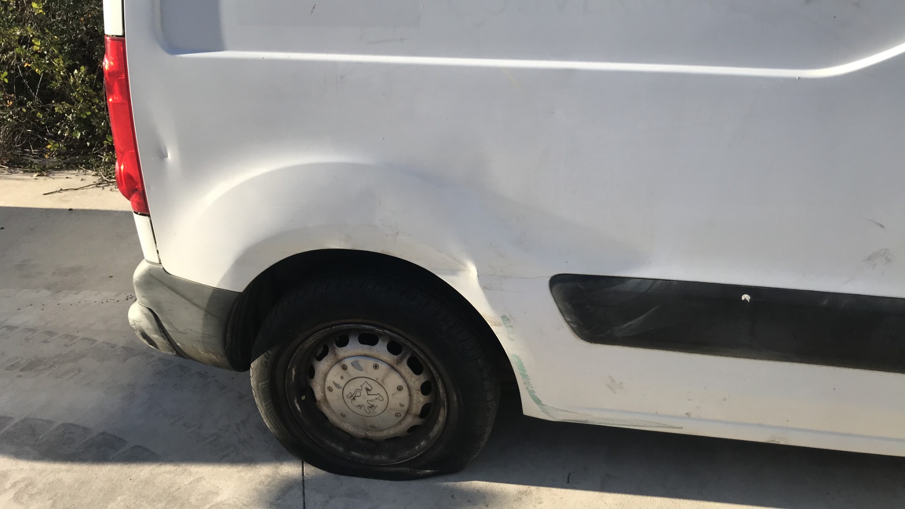 Image PEUGEOT PARTNER 2