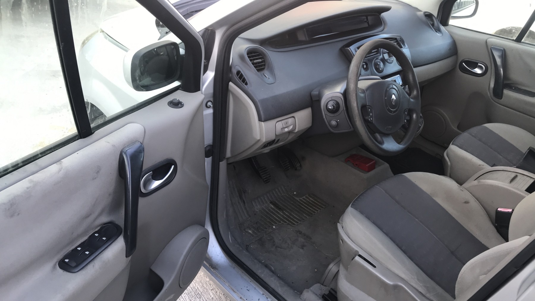 Image RENAULT GRAND SCENIC 2