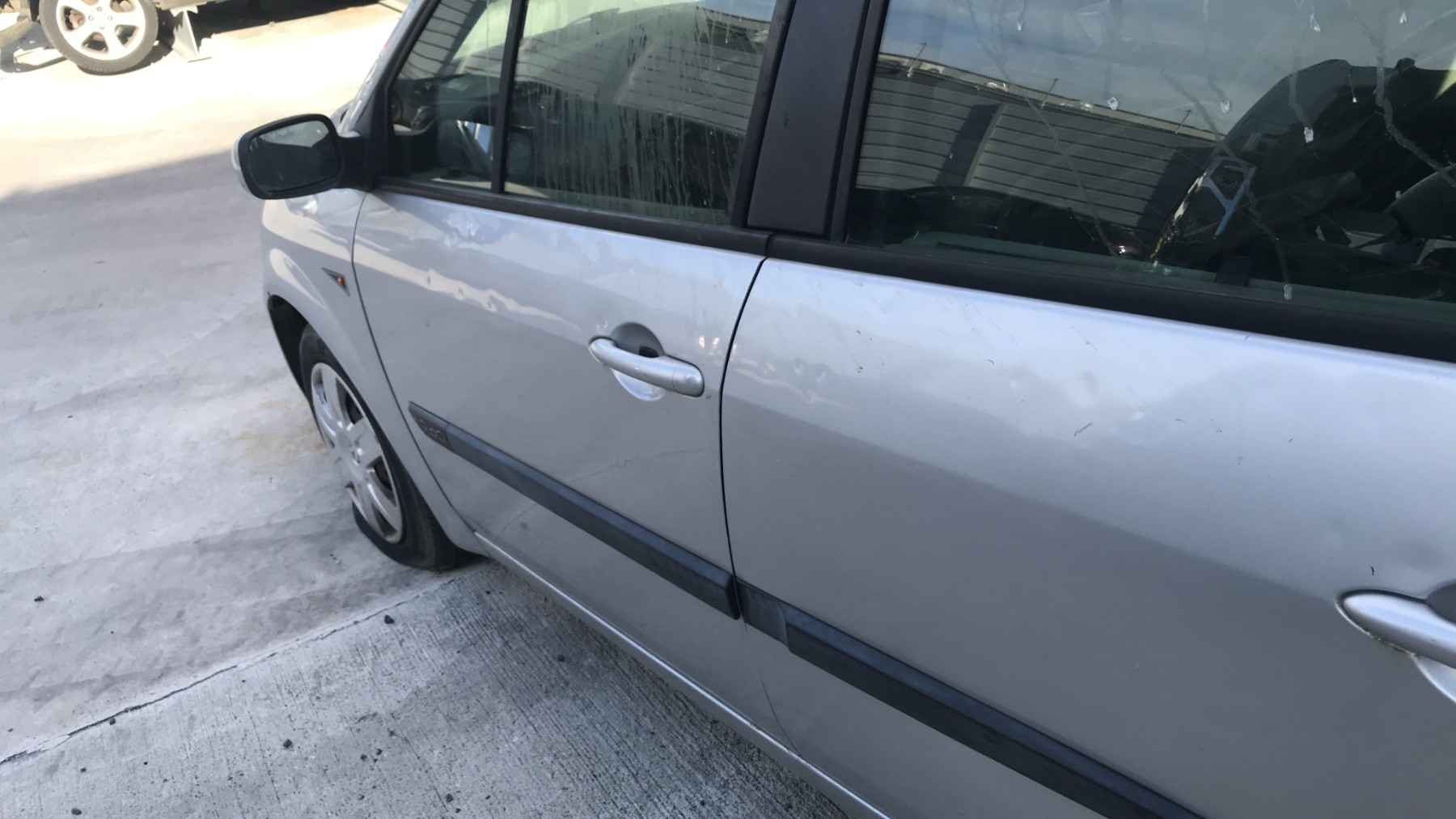 Image RENAULT GRAND SCENIC 2