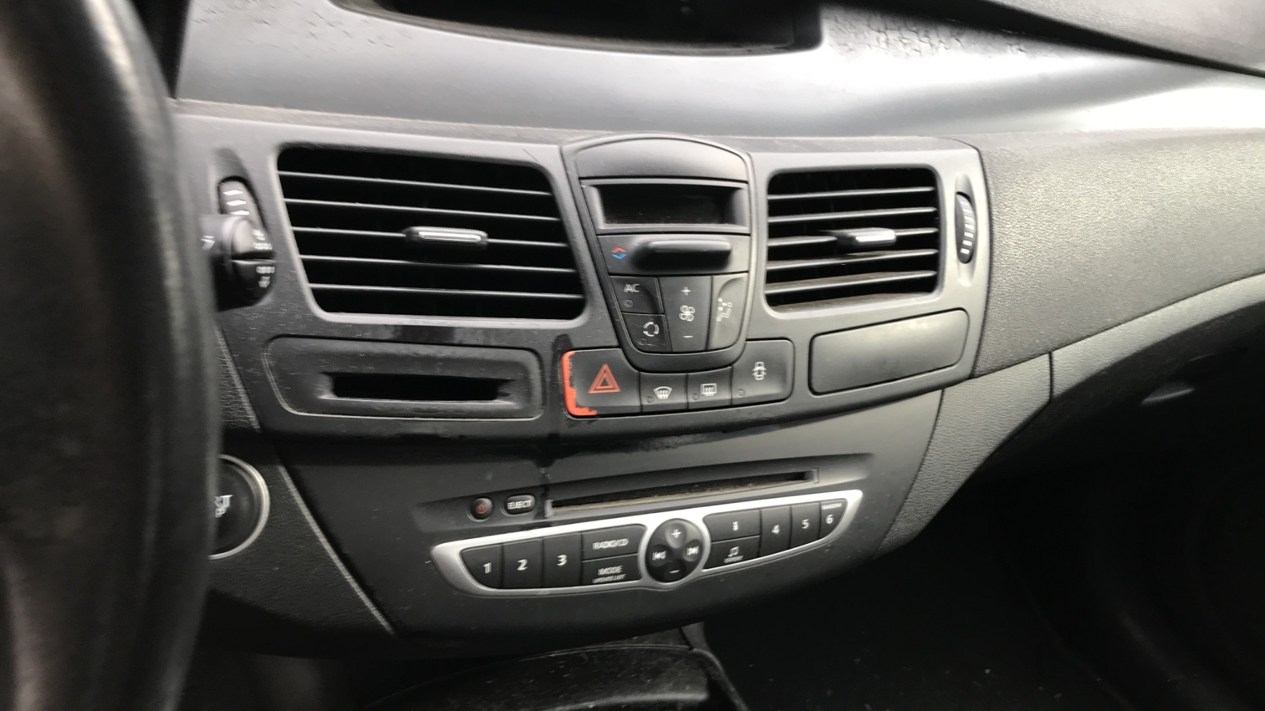 Image RENAULT LAGUNA 3