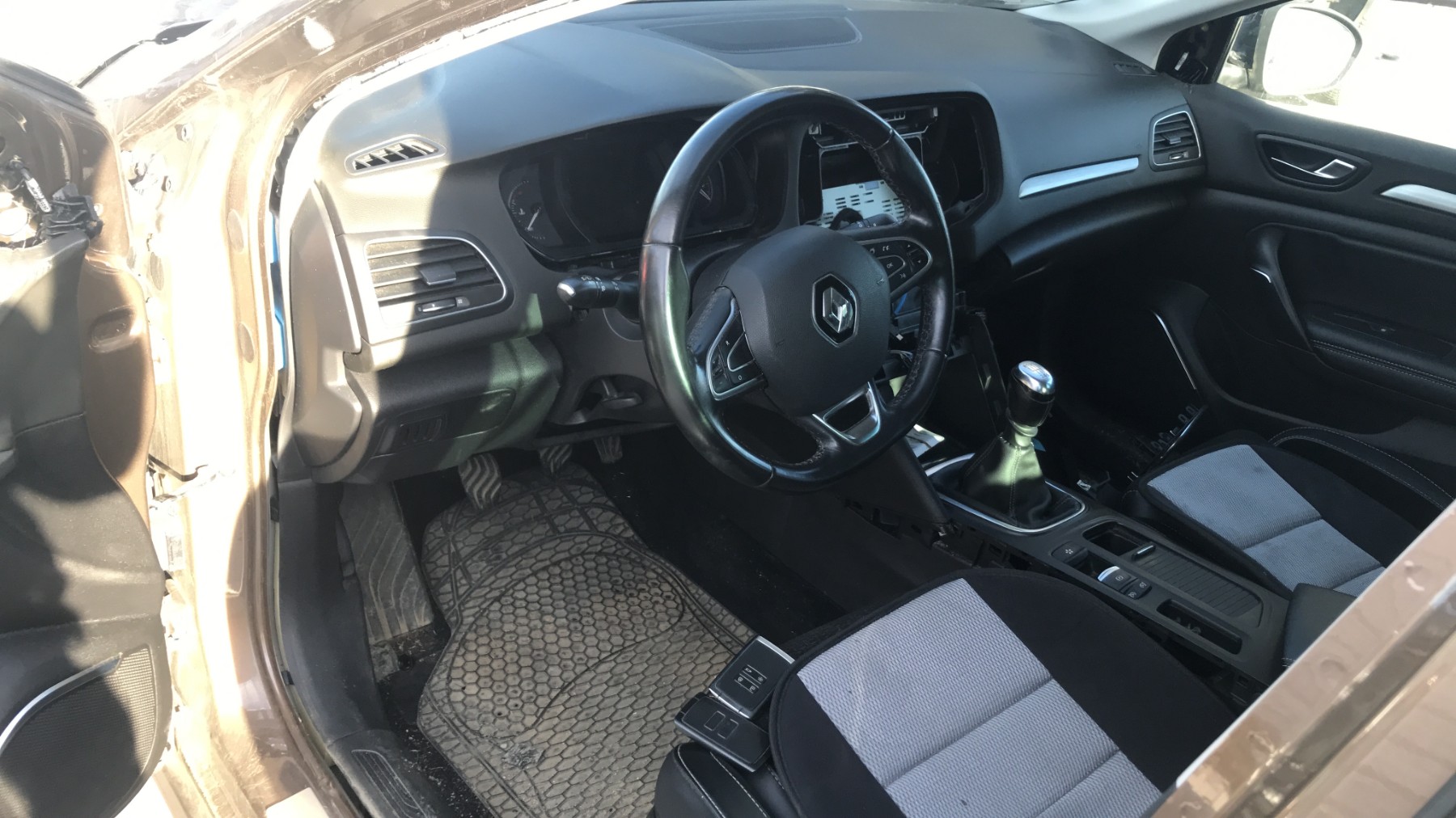 Image RENAULT MEGANE 4