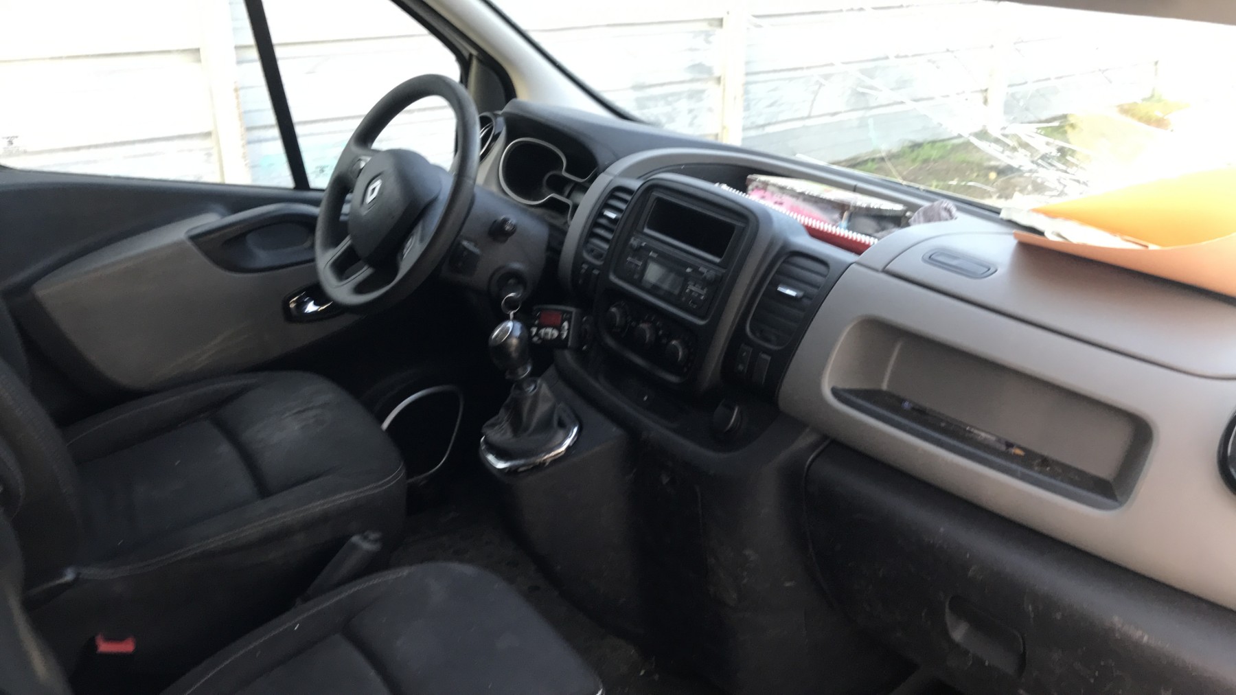 Image RENAULT TRAFIC 1