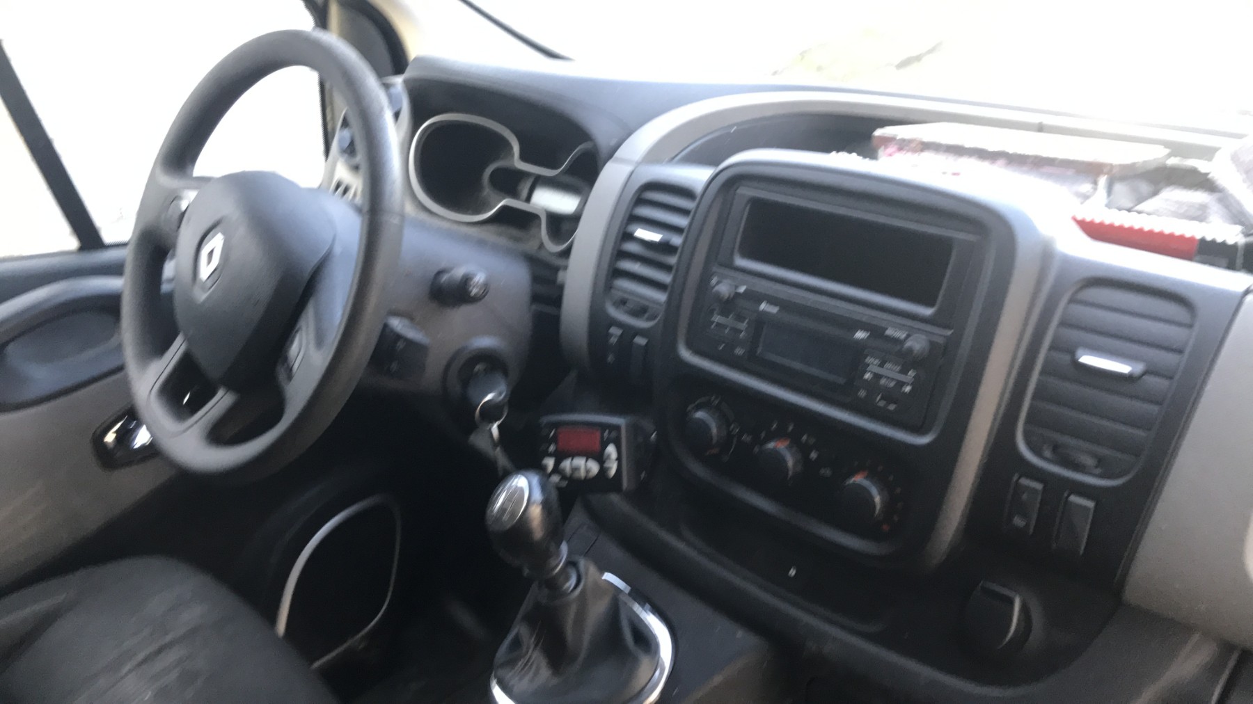 Image RENAULT TRAFIC 1