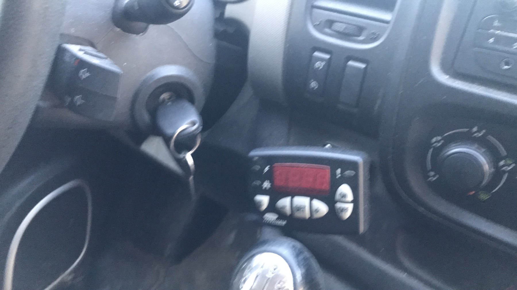 Image RENAULT TRAFIC 1