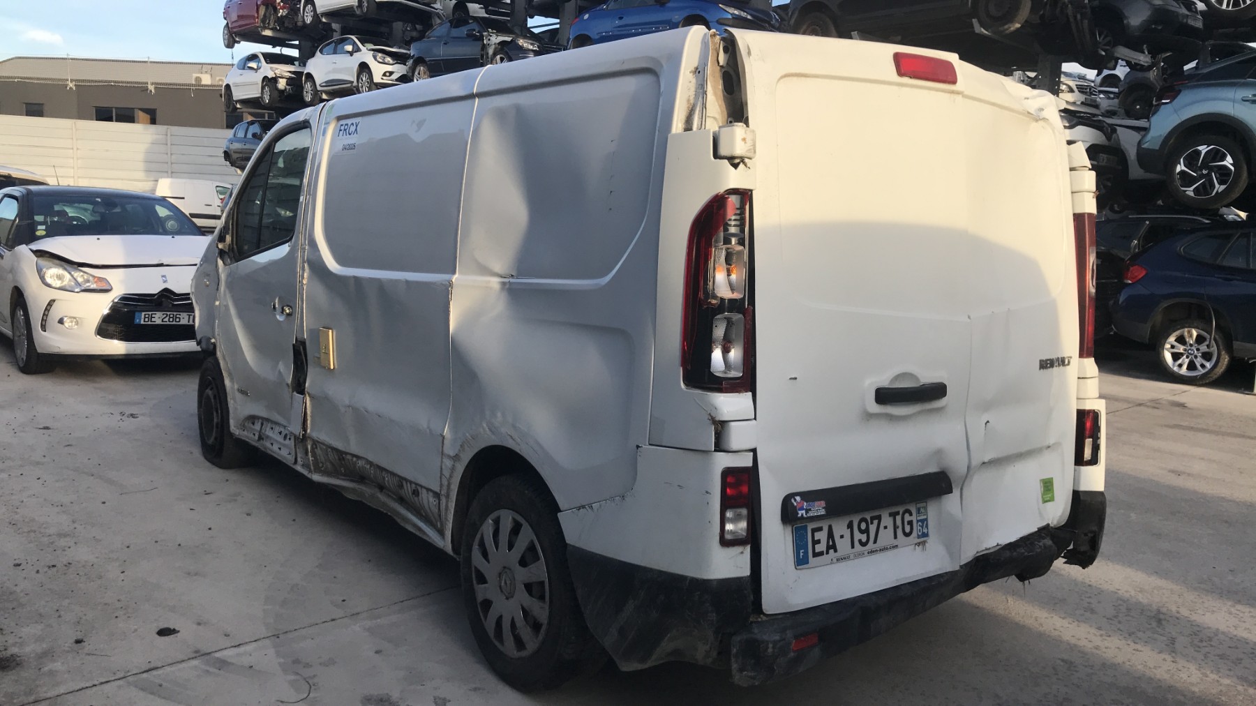 Image RENAULT TRAFIC 1