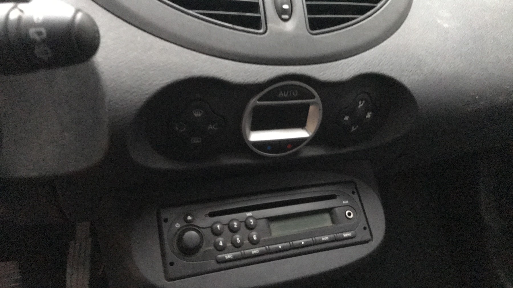 Image RENAULT TWINGO 2