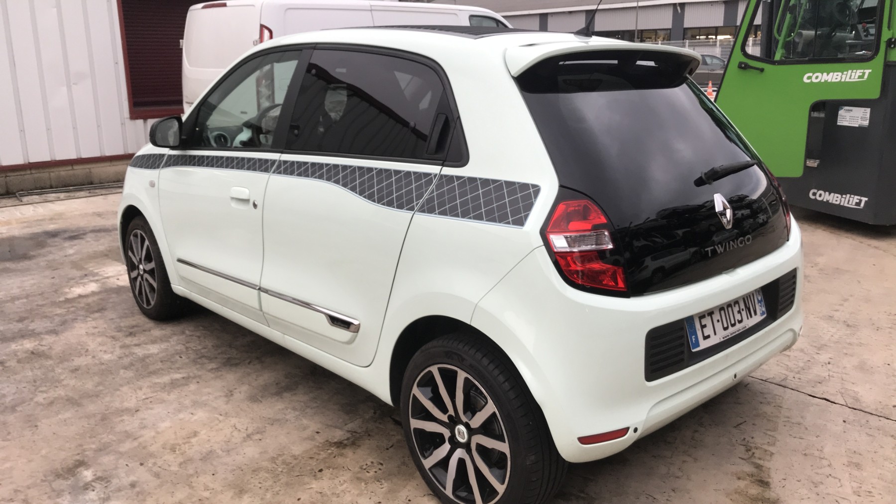 Image RENAULT TWINGO 3
