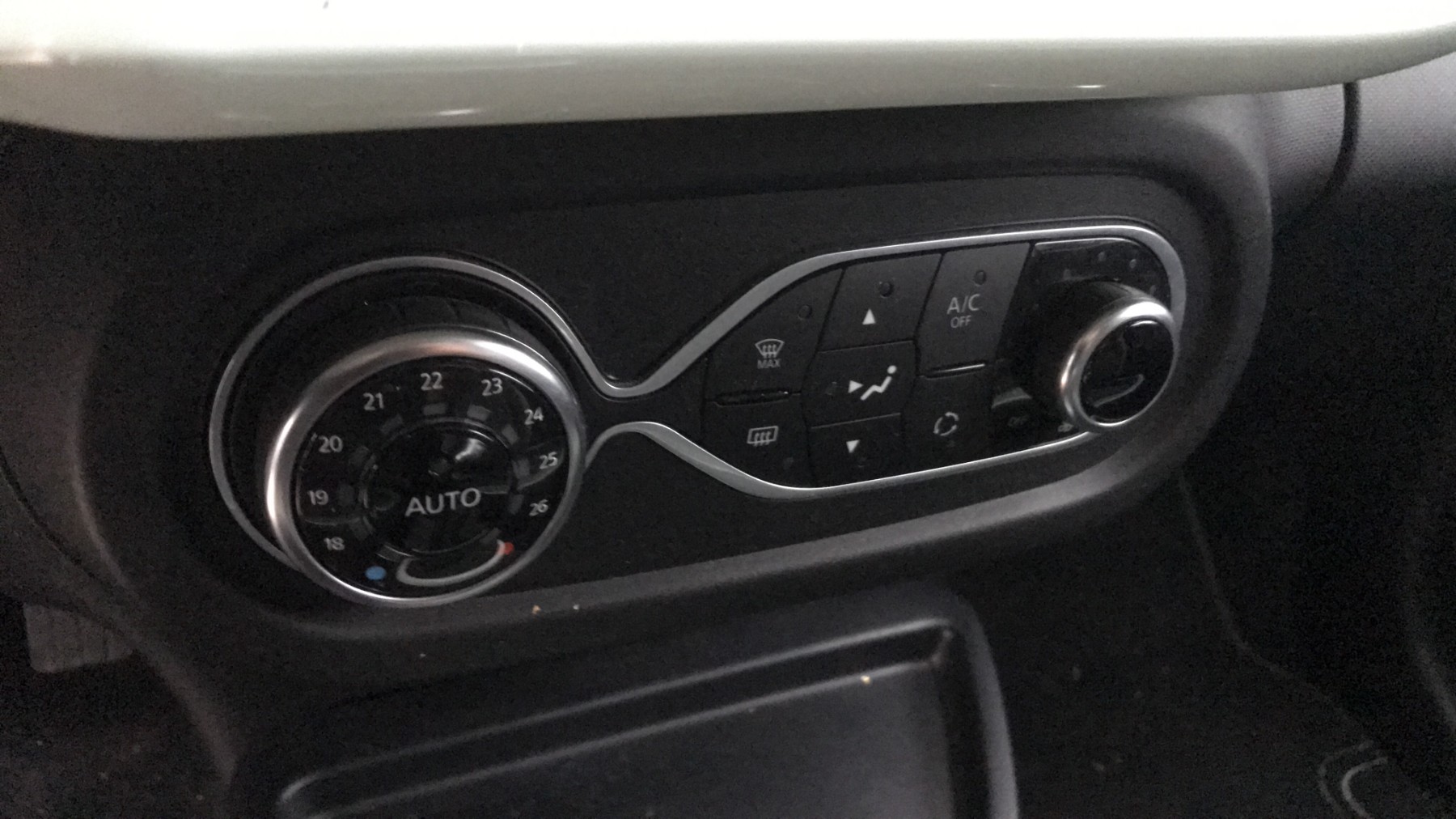 Image RENAULT TWINGO 3