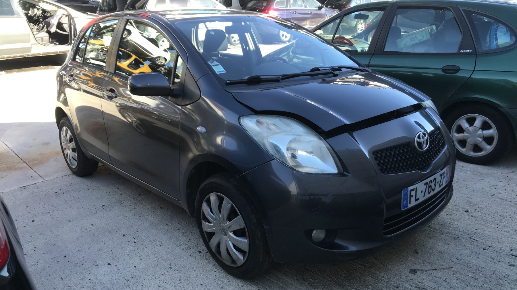 Image TOYOTA YARIS 2