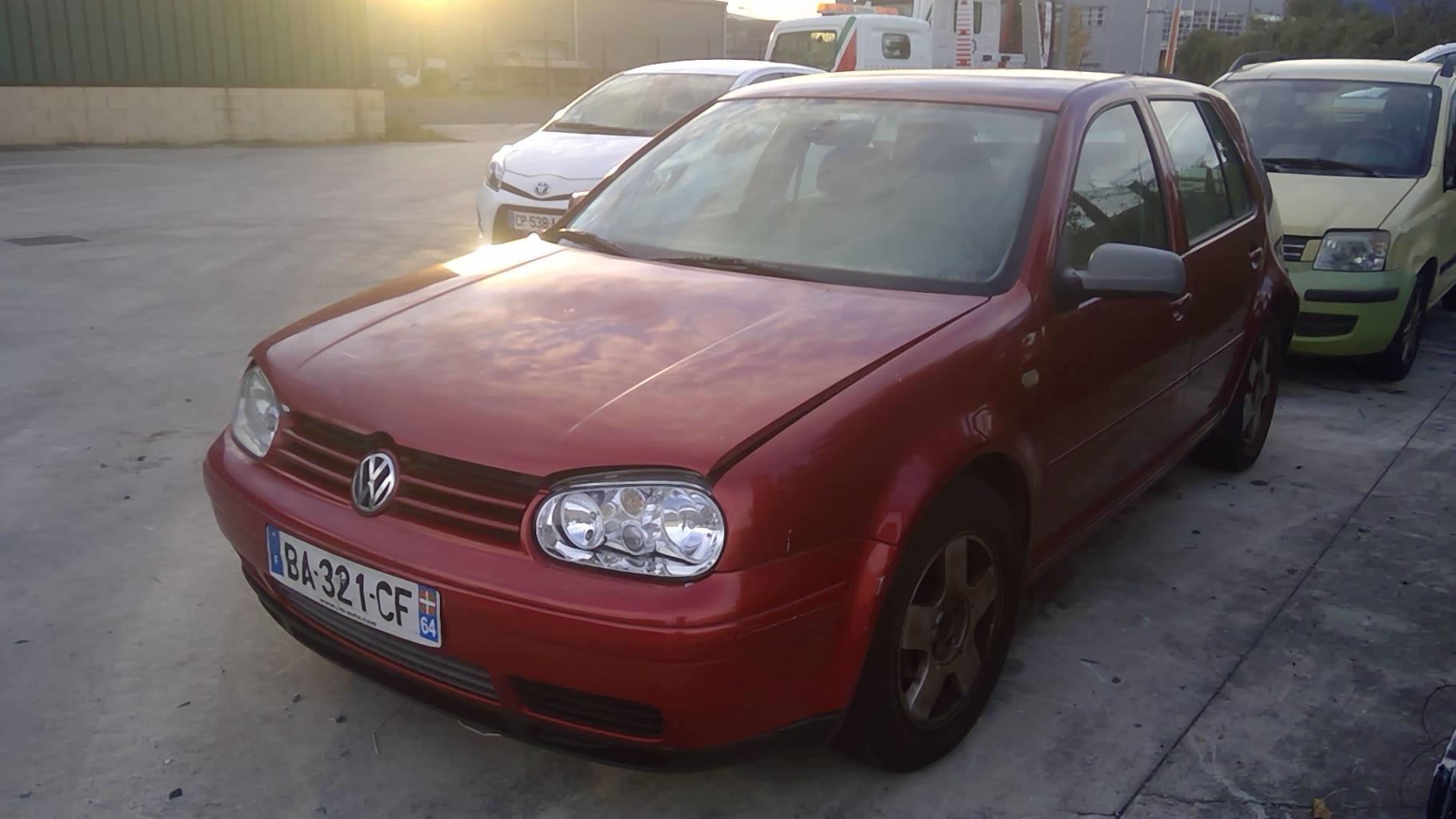 Image VOLKSWAGEN GOLF 4
