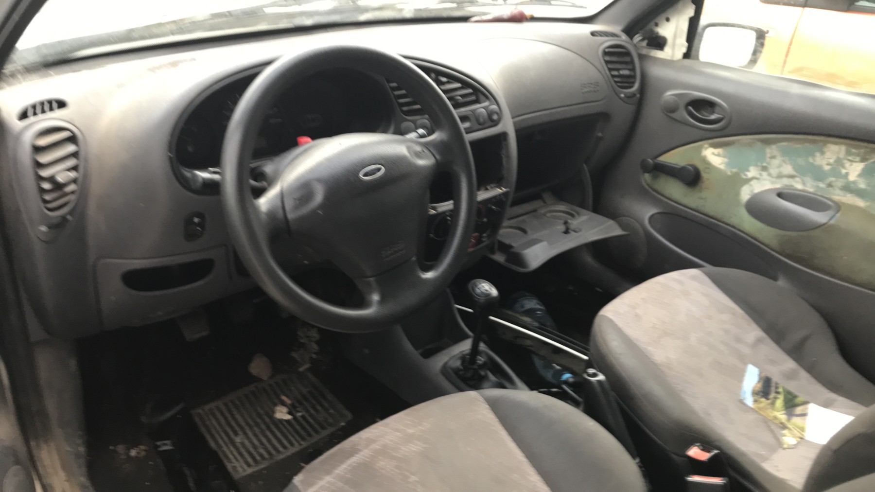 Image FORD FIESTA 4